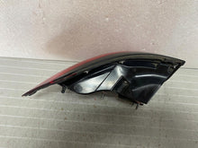 Laden Sie das Bild in den Galerie-Viewer, Rückleuchte Mercedes-Benz A2139067405 Rechts Rearlight RUK4580954013pa