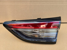 Laden Sie das Bild in den Galerie-Viewer, Rückleuchte Ford Kuga Rechts Rearlight RUK4650107220qf