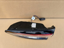 Laden Sie das Bild in den Galerie-Viewer, Rückleuchte Ford Kuga Rechts Rearlight RUK4650107220qf