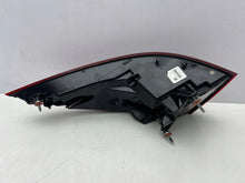 Laden Sie das Bild in den Galerie-Viewer, Rückleuchte Mercedes-Benz Gle A1679061007 Links Rearlight RUK4748902841io