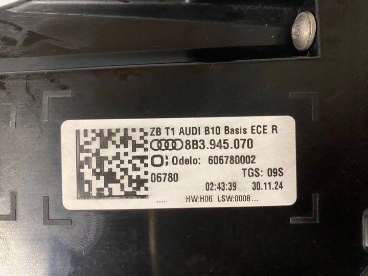 Rückleuchte Audi A5 8B3945070 Rechts Rearlight RUK4760331660qz