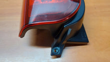 Laden Sie das Bild in den Galerie-Viewer, Rückleuchte Opel E Combo 9819235880 Links Rearlight RUK4815076830bz