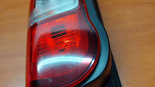 Laden Sie das Bild in den Galerie-Viewer, Rückleuchte Opel E Combo 9819235880 Links Rearlight RUK4815076830bz