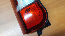 Laden Sie das Bild in den Galerie-Viewer, Rückleuchte Opel E Combo 9819235880 Links Rearlight RUK4815076830bz