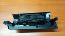 Laden Sie das Bild in den Galerie-Viewer, Rückleuchte Opel E Combo 9819235880 Links Rearlight RUK4815076830bz