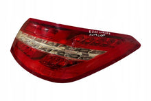 Laden Sie das Bild in den Galerie-Viewer, Rückleuchte Mercedes-Benz C207 A2078200264 Rechts Rearlight RUK4900550413yg