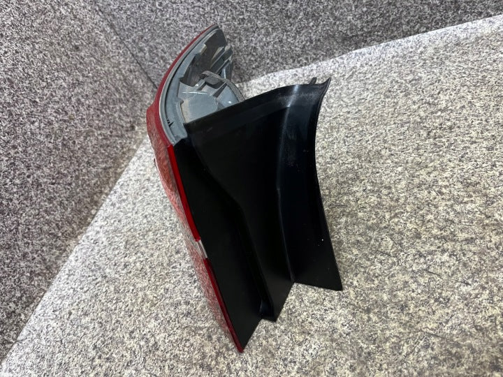 Rückleuchte BMW X6 E71 E72 729500109 Links Rearlight RUK4918102443rx