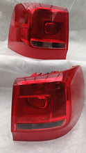 Laden Sie das Bild in den Galerie-Viewer, Rückleuchte VW Sharan 7N0945095G Ein Satz Rearlight RUK4964400299rt