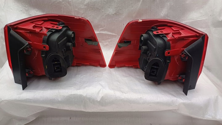 Rückleuchte VW Sharan 7N0945095G Ein Satz Rearlight RUK4964400299rt