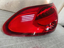 Laden Sie das Bild in den Galerie-Viewer, Rückleuchte Mercedes-Benz W206 A2069060101 Links Rearlight RUK4979272209ld