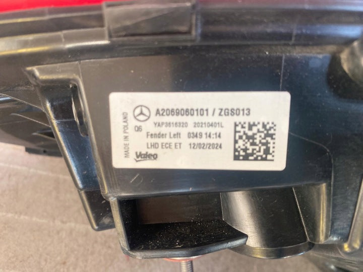 Rückleuchte Mercedes-Benz W206 A2069060101 Links Rearlight RUK4979272209ld