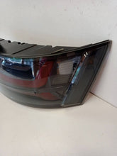 Laden Sie das Bild in den Galerie-Viewer, Rückleuchte Audi Q7 4M0052102A Rechts Rearlight RUK5043412445yk