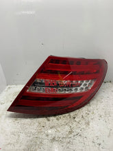 Load image into Gallery viewer, Rückleuchte Mercedes-Benz Coupe Rechts Rearlight RUK5067027691lc