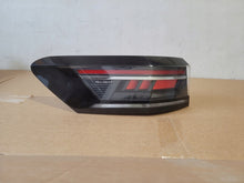 Laden Sie das Bild in den Galerie-Viewer, Rückleuchte VW Passat 3J0945207A Links Rearlight RUK5159383962an