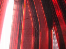 Laden Sie das Bild in den Galerie-Viewer, Rückleuchte VW T7 7T0945093 Links Rearlight RUK5206147214oo
