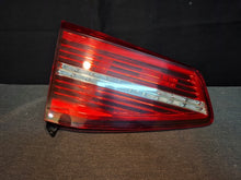 Laden Sie das Bild in den Galerie-Viewer, Rückleuchte VW Passat B8 3G9945307D Links Rearlight RUK5214553906xc