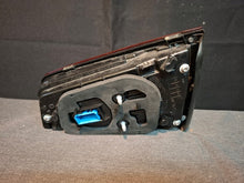 Laden Sie das Bild in den Galerie-Viewer, Rückleuchte VW Passat B8 3G9945307D Links Rearlight RUK5214553906xc