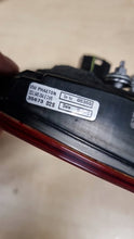 Load image into Gallery viewer, Rückleuchte VW Phaeton 3D0945094E Rechts Rearlight RUK5219696370rv
