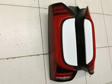 Laden Sie das Bild in den Galerie-Viewer, Rückleuchte VW Transporter Ein Stück (Rechts oder Links) Rearlight RUK5232054470qq