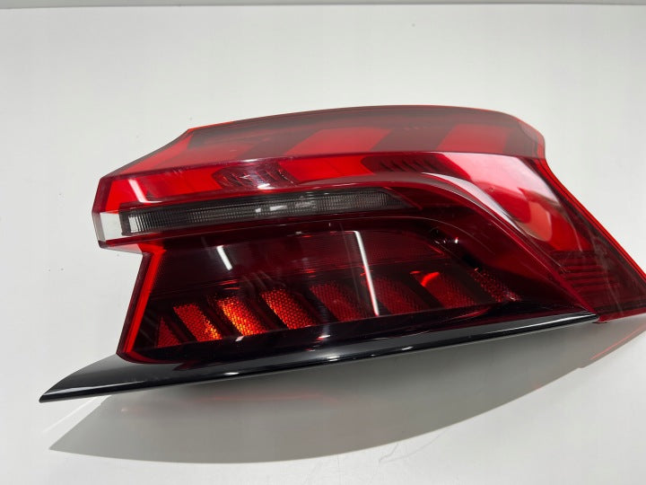 Rückleuchte Audi E-Tron Gt 4J3945092 Rechts Rearlight RUK5234062719oo