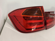Laden Sie das Bild in den Galerie-Viewer, Rückleuchte BMW 3 F30 18361112 Ein Satz Rearlight RUK5294010893tj
