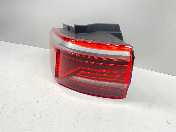 Rückleuchte VW Multivan T7 Transporter 7T0945095B Links Rearlight RUK5334489355pf