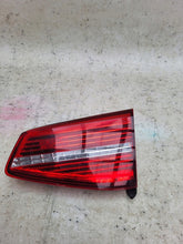 Laden Sie das Bild in den Galerie-Viewer, Rückleuchte VW Passat B8 3G9945308A Rechts Rearlight RUK5340966185ul