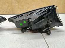 Load image into Gallery viewer, Rückleuchte Renault Ein Stück (Rechts oder Links) Rearlight RUK5384262509zq