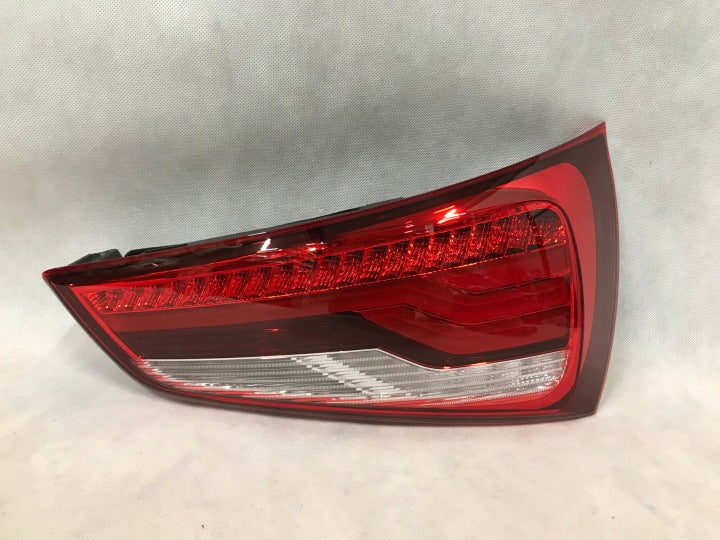 Rückleuchte Audi A1 8XA945094A Rechts Rearlight RUK5446810410aq