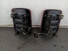 Laden Sie das Bild in den Galerie-Viewer, Rückleuchte VW Caddy I 2K5945111C Ein Satz Rearlight RUK5471216280iw