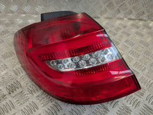 Laden Sie das Bild in den Galerie-Viewer, Rückleuchte Mercedes-Benz W246 A2468200564 Links Rearlight RUK5494521808bv