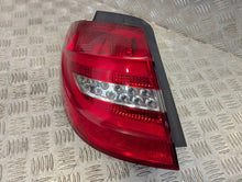 Laden Sie das Bild in den Galerie-Viewer, Rückleuchte Mercedes-Benz W246 A2468200564 Links Rearlight RUK5494521808bv