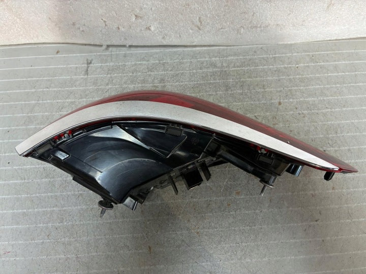 Rückleuchte Mercedes-Benz A2149065702 Links Rearlight RUK5541237250pr