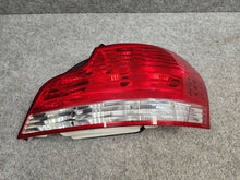 Laden Sie das Bild in den Galerie-Viewer, Rückleuchte BMW 1 E88 Coupe E82 692452004 Rechts Rearlight RUK5557443999pl