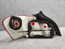 Laden Sie das Bild in den Galerie-Viewer, Rückleuchte BMW 1 E88 Coupe E82 692452004 Rechts Rearlight RUK5557443999pl