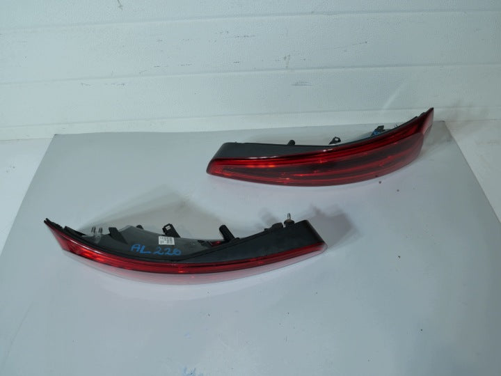 Rückleuchte Audi Q3 8U0945094A 8U0945093A Ein Satz Rearlight RUK5597887087vr