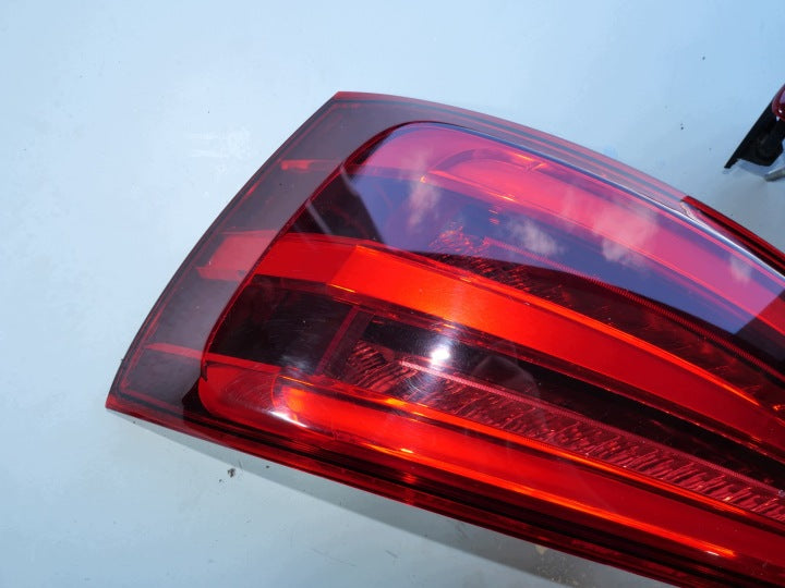 Rückleuchte Audi Q3 8U0945094A 8U0945093A Ein Satz Rearlight RUK5597887087vr