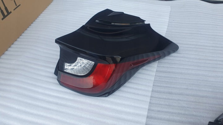 Rückleuchte Toyota 4 Yaris Rechts Rearlight RUK5628800555at