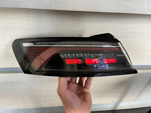 Laden Sie das Bild in den Galerie-Viewer, Rückleuchte VW Arteon 3G7945207B Links Rearlight RUK5643740764xc