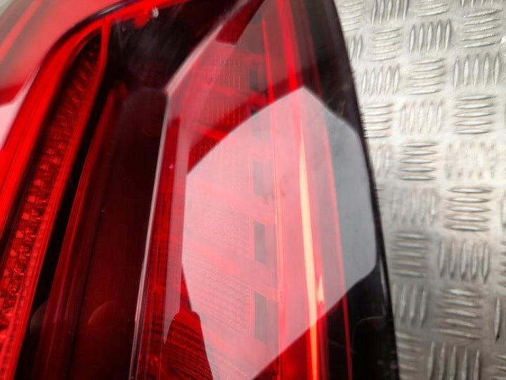 Rückleuchte Audi A5 8W6945092C Rechts Rearlight RUK5671504558zf