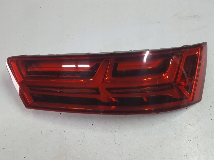 Rückleuchte Audi Q7 4M0945094E Rechts Rearlight RUK5706672604gl