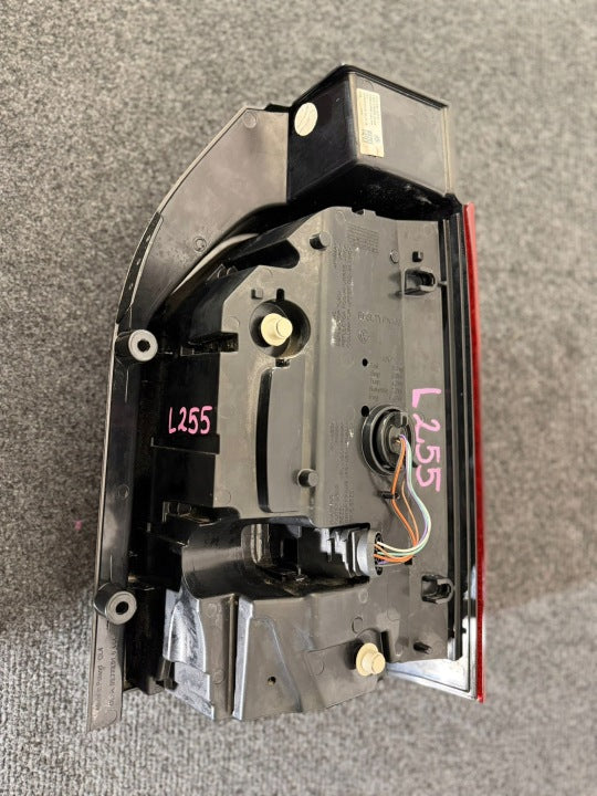 Rückleuchte VW Multivan 7LA945207C Links Rearlight RUK5716821444ed