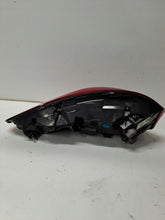 Laden Sie das Bild in den Galerie-Viewer, Rückleuchte BMW X6 G06 H4744227413 Ein Stück (Rechts oder Links) Rearlight RUK5738676067cw
