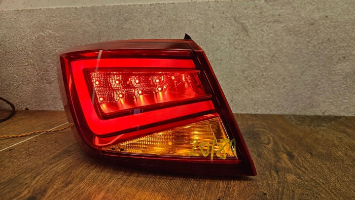 Rückleuchte Seat Leon 5F9945207A LED Ein Stück (Rechts oder Links) Rearlight RUK5743945699ug