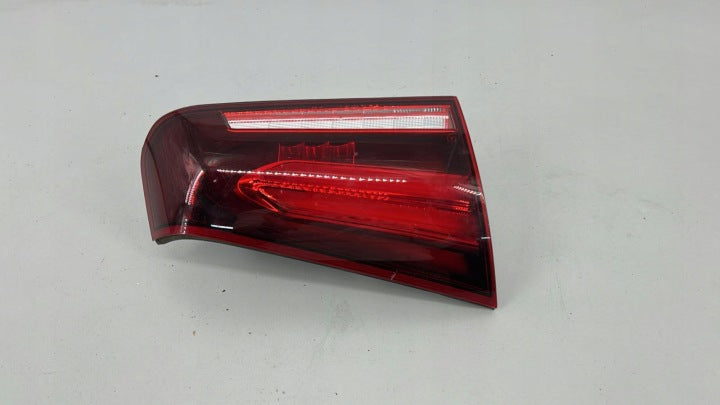 Rückleuchte Mercedes-Benz W177 Links Rearlight RUK5801061957bx