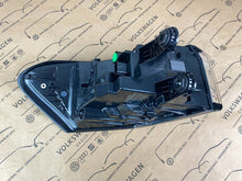 Laden Sie das Bild in den Galerie-Viewer, Rückleuchte VW I 14B945208A LED Rechts Rearlight RUK5819155808rh