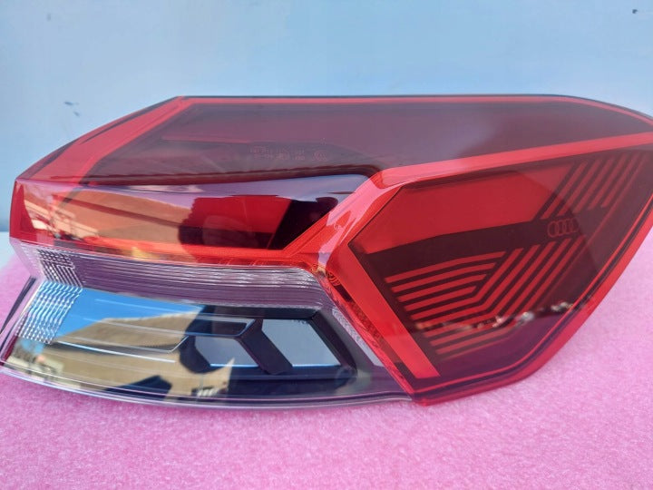 Rückleuchte Audi E-Tron 89A945092 Rechts Rearlight RUK5855861388fv