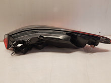 Laden Sie das Bild in den Galerie-Viewer, Rückleuchte BMW G23 947908913 Links Rearlight RUK5891492912lt