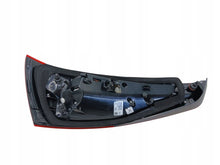 Laden Sie das Bild in den Galerie-Viewer, Rückleuchte Audi Q3 8U0945094A Rechts Rearlight RUK5999762758dt