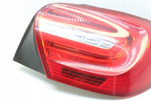 Laden Sie das Bild in den Galerie-Viewer, Rückleuchte Mercedes-Benz A1769063200 Rechts Rearlight RUK6009119001rf
